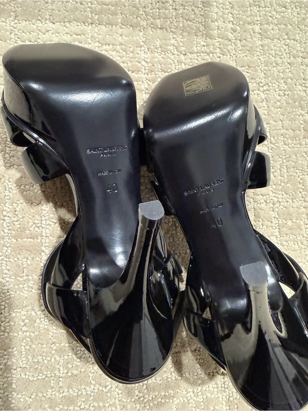 Saint Laurent Black Tribute Patent Leather Knot Sandal Heels - Picture 5 of 7